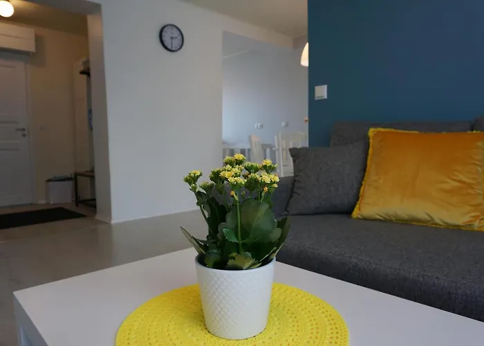 Sireli Kuelaliskorter Kaerdlas Kärdla